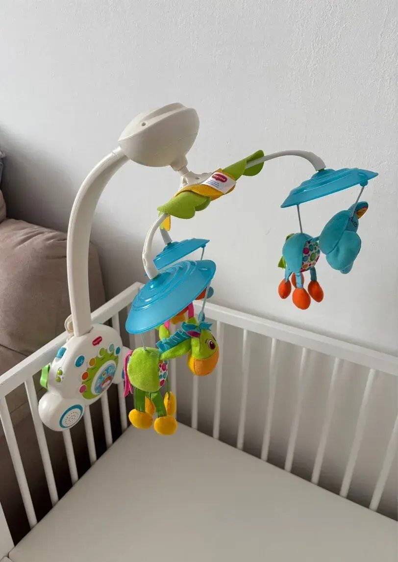 Kolotoč na postieľku Tiny love