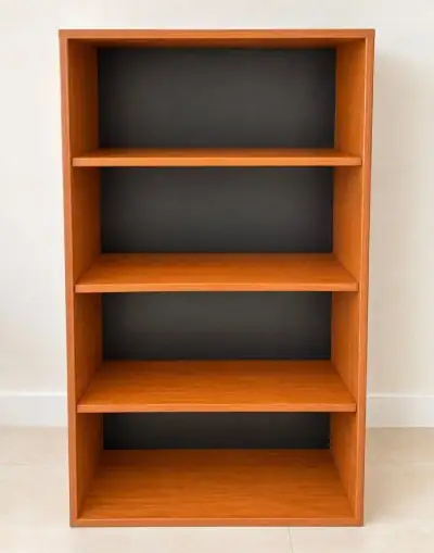 Policový regál s čiernou zadnou stenou – 80 × 38 × 140 cm