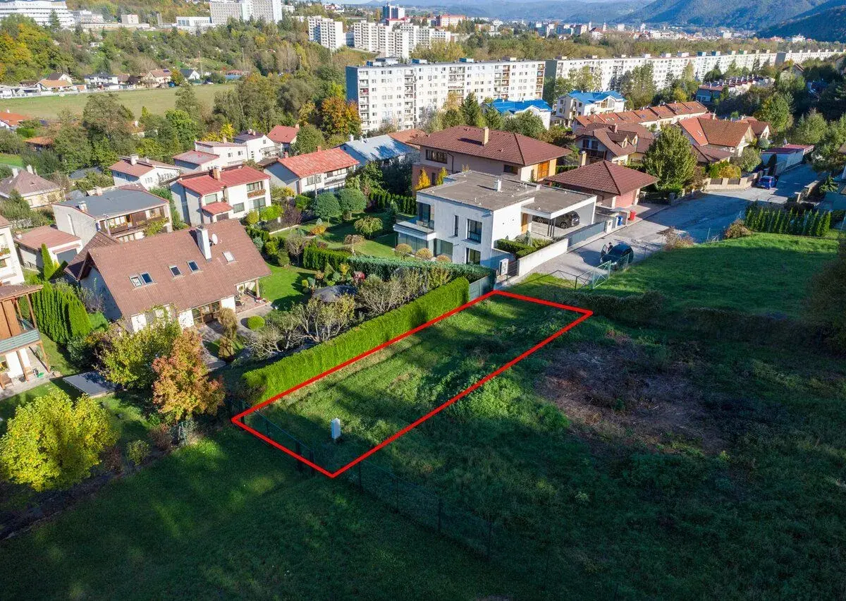 Banská Bystrica (Podlavice) – 170 m2 Záhradka na PREDAJ