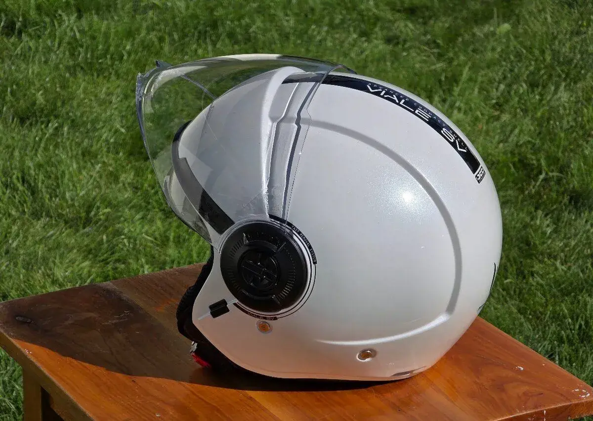 Uplne nova prilba MT Helmets Viale 6 velkost M