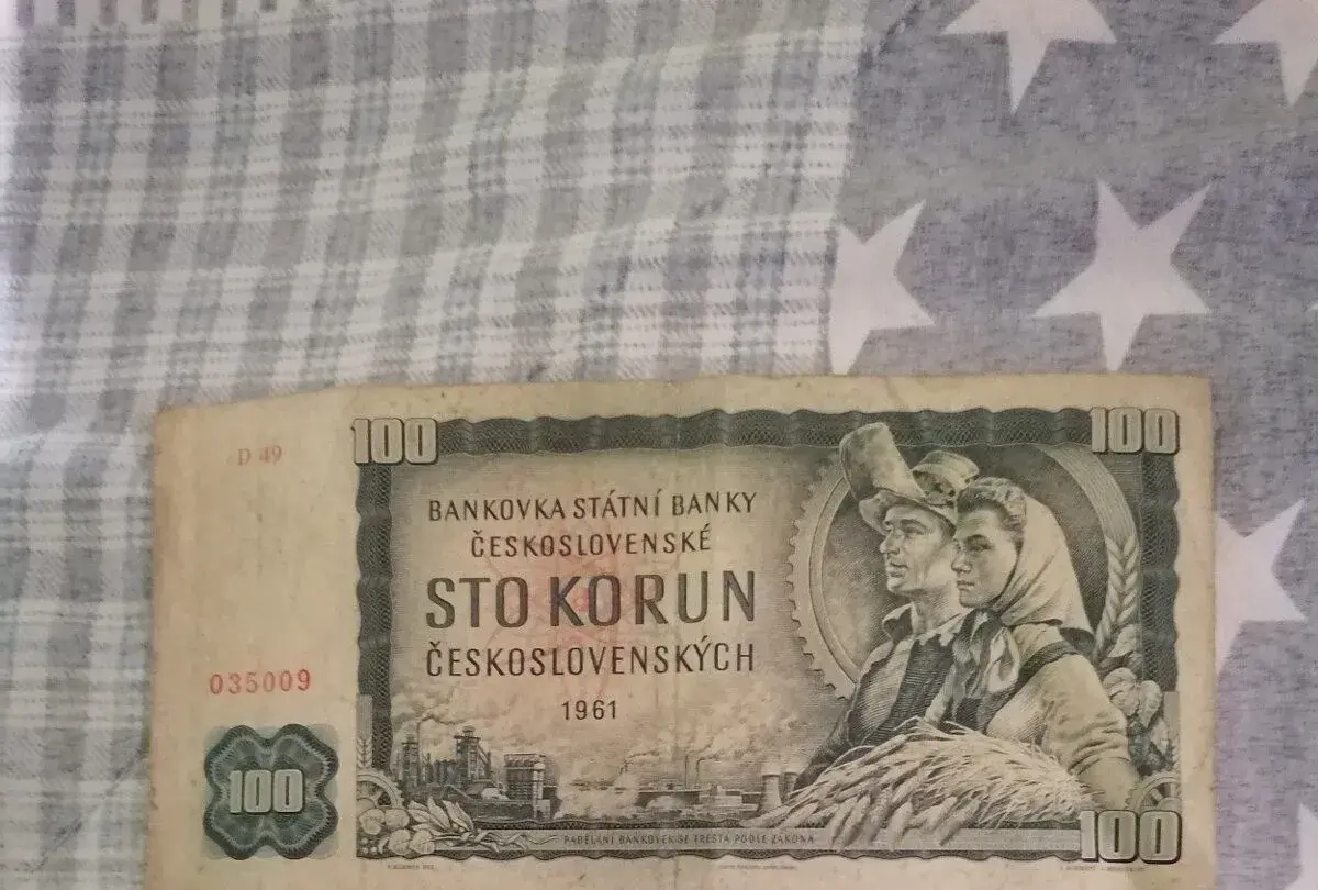 Bankovka 100kčs 1961 D49 vzácna séria