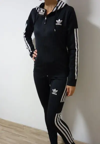 damska suprava adidas stylova,cierna