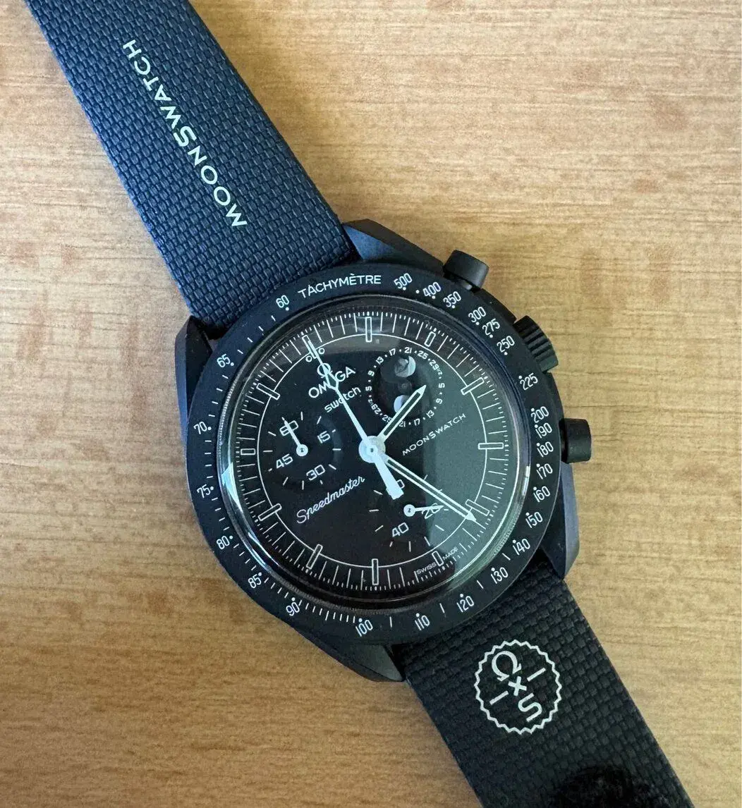 Swatch x Omega - Moonswatch