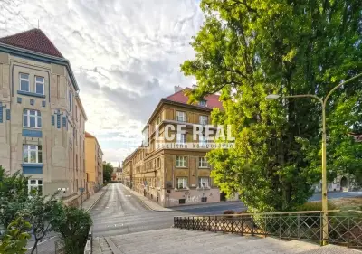 Veľký 3-izb. lukratívny byt priamo v centre, Košice – Staré