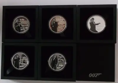 JAMES BOND™ LEGACY SERIES