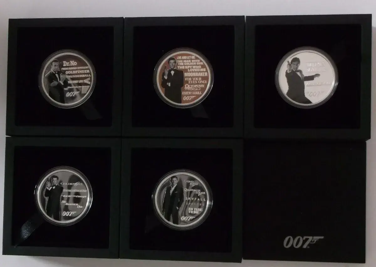 JAMES BOND™ LEGACY SERIES