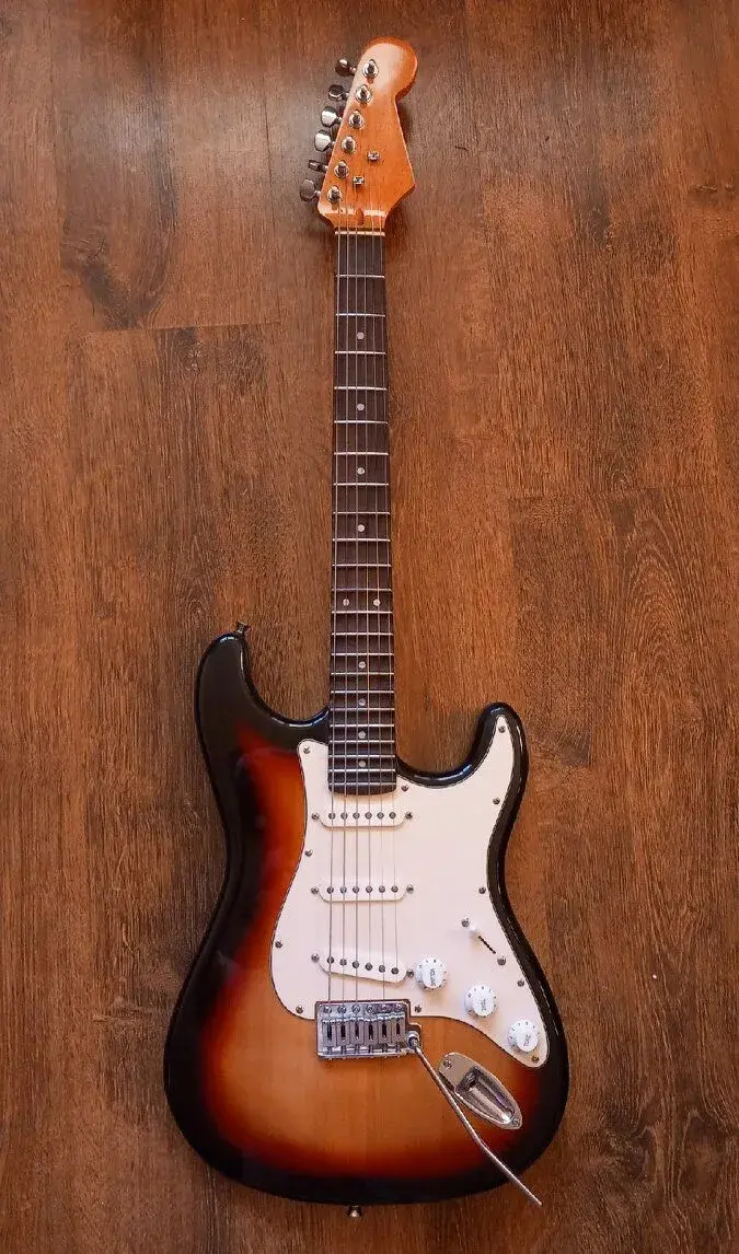 Fender Stratocaster SX