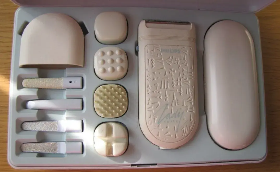 Nový kozmetický set Philips Ladyshave HP2730