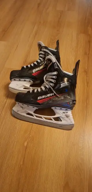 Korčule Bauer Vapor X3