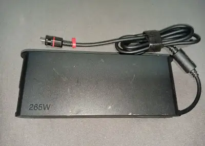 Lenovo zdroj 265W USB-C