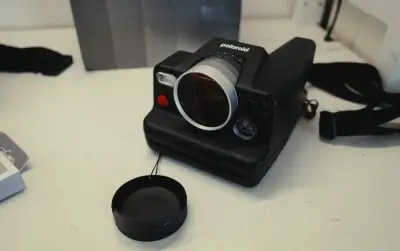 Polaroid I-2