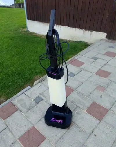 Retro vysávač