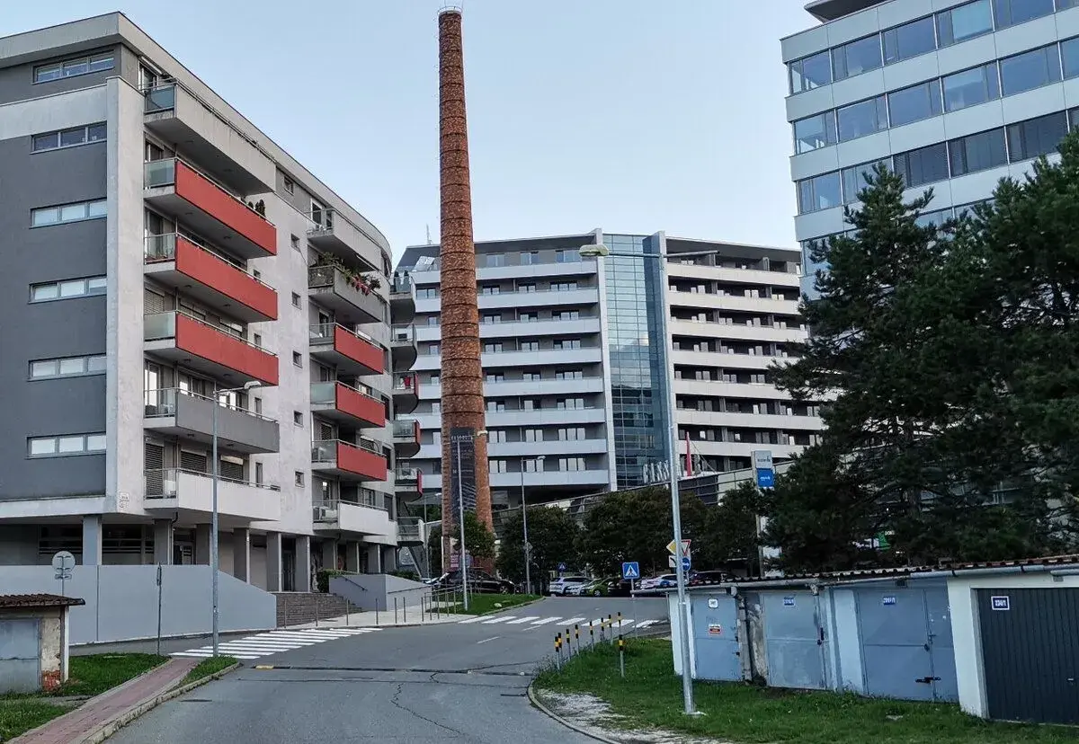 Garáž ŽRIEDLOVA ul.