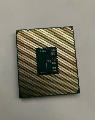 Intel core i7 5820K 3,30 Ghz socet 211 LGA