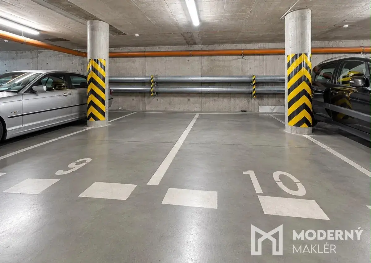 Na predaj kryté parkovacie státie v Bratislave – Nové Mesto,