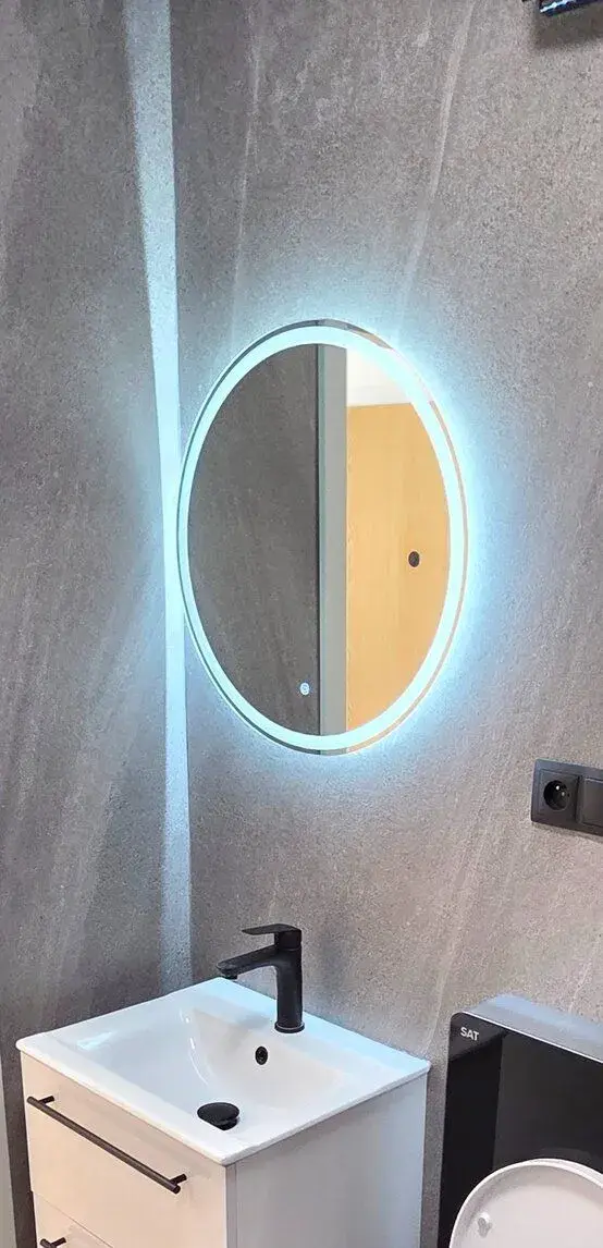 Kupelnove led zrkadlo