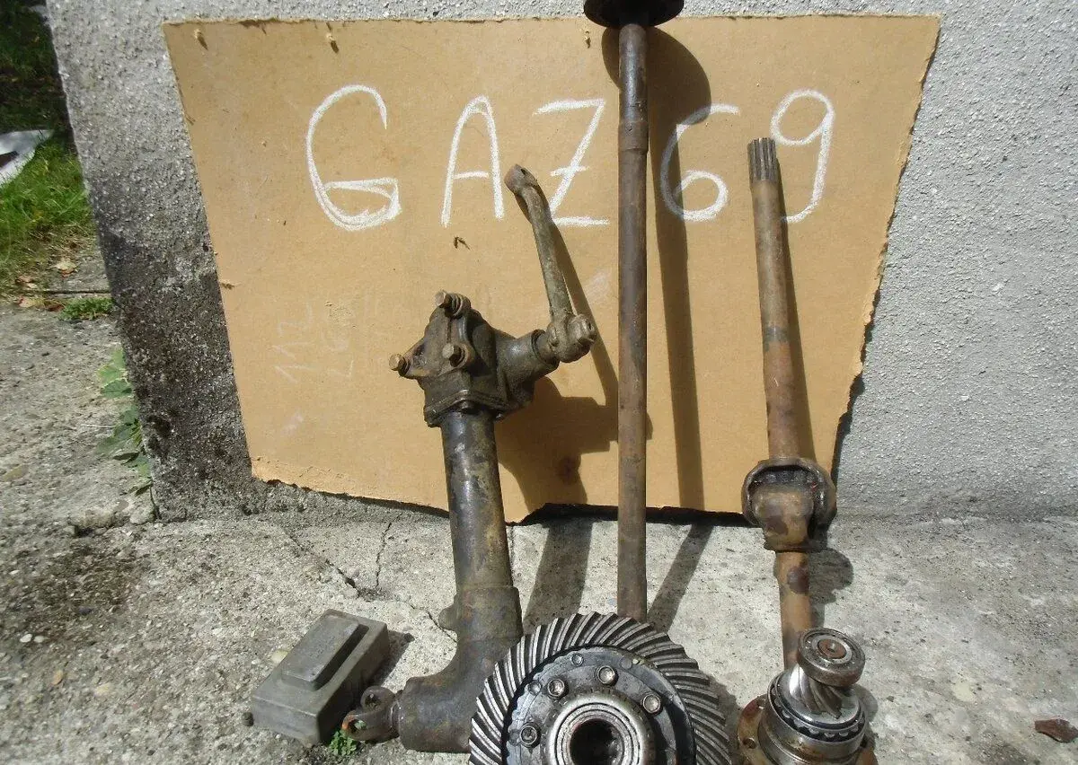 GAZ 69 – náhradné diely, diferenciál, riadenie
