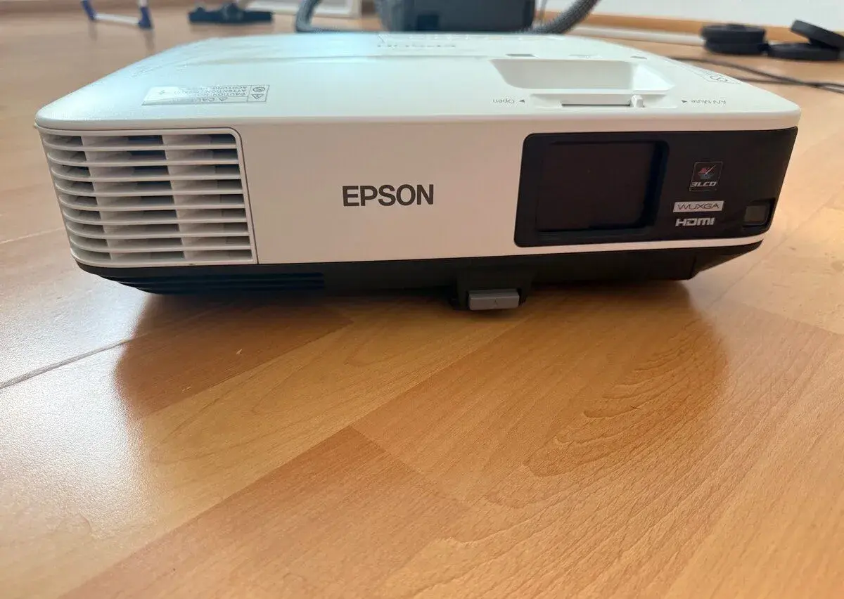 PROJEKTOR EPSON