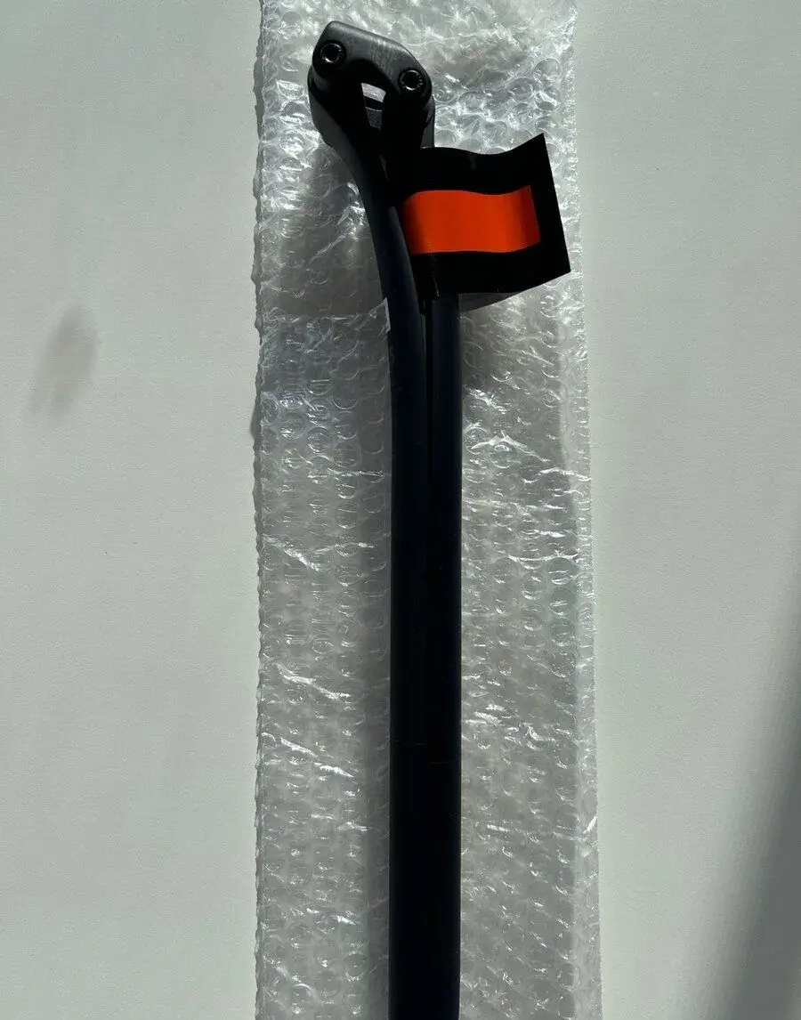 Novú karbónovú sedlovku Canyon S15 VCLS 2.0 27,2mm CF