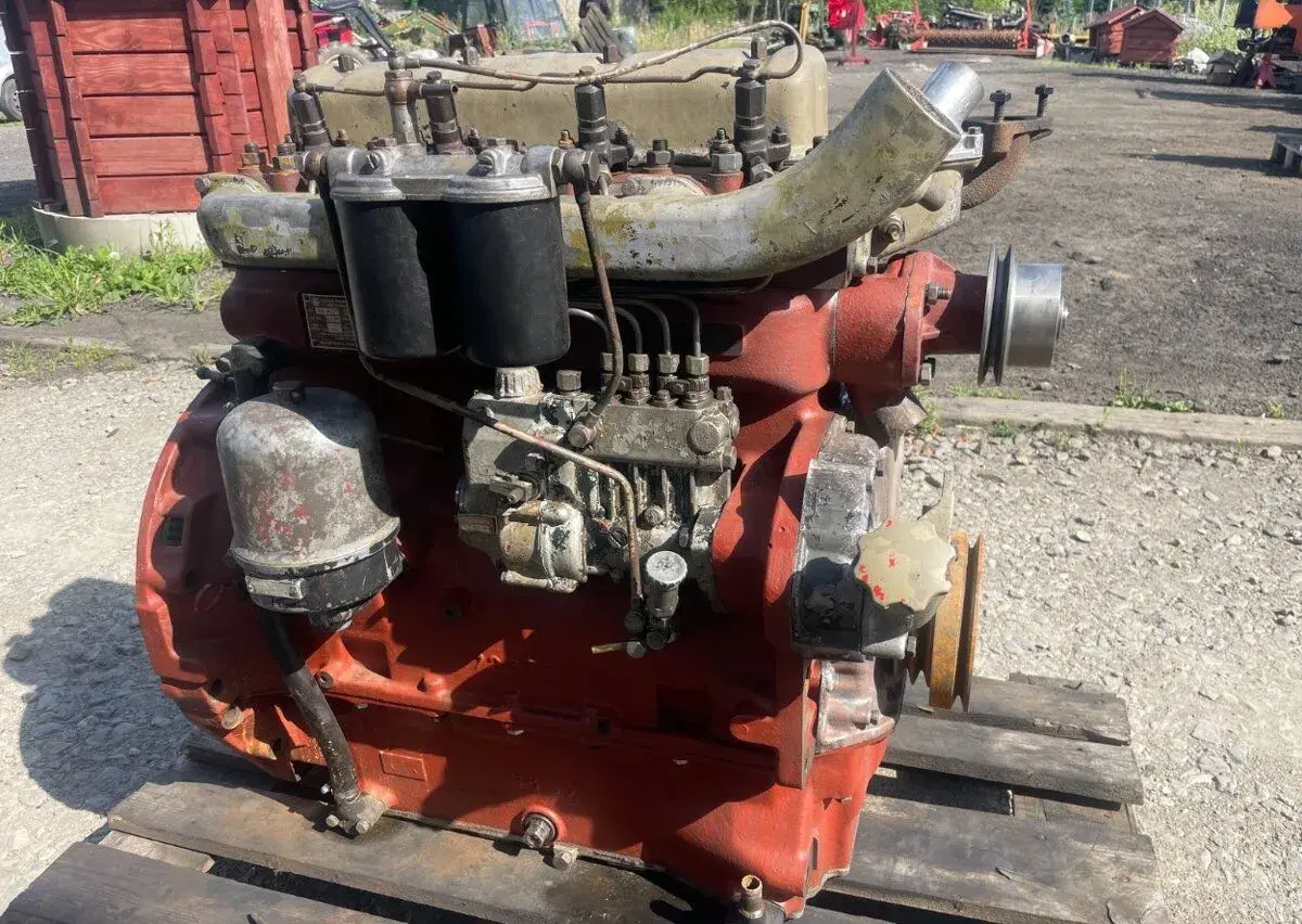 Motor po GO Zetor Z 8001 Crystal 80 4v LKT 80/ZÁRUKA