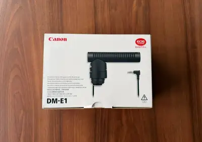 Mikrofón Canon DM-E1
