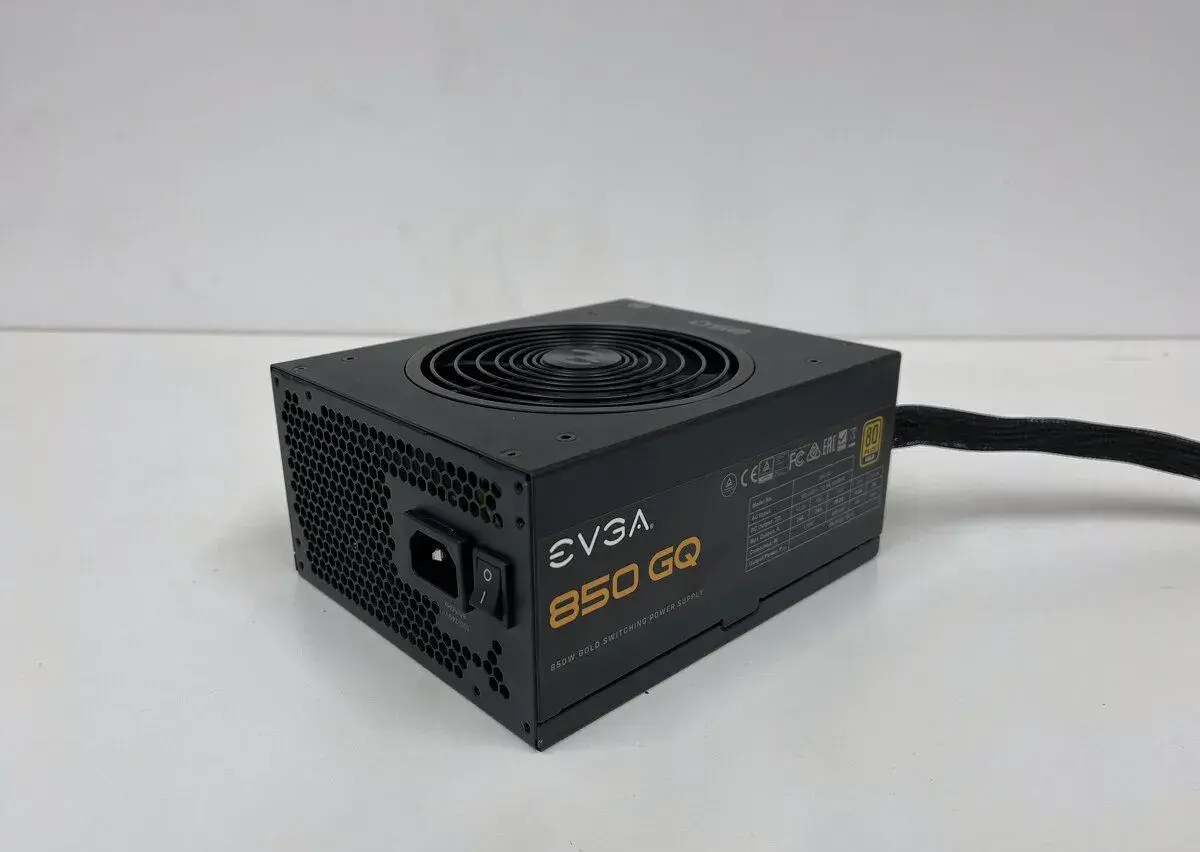 PC zdroj EVGA 850 GQ – 850W, 80+ Gold