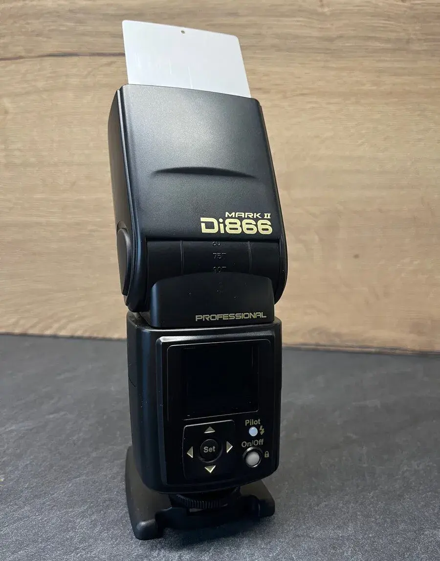 Nissin Di866 Mark II