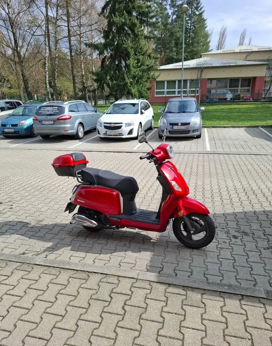 Keeway Zahara 125, r.v. 2022- pokazený motor