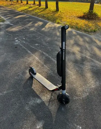 ELEKTROKOLOBEŽKA NINEBOT ES SERIES