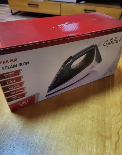 Nerozbalenú naparovaciu žehičku Gallet Jullie - kompl