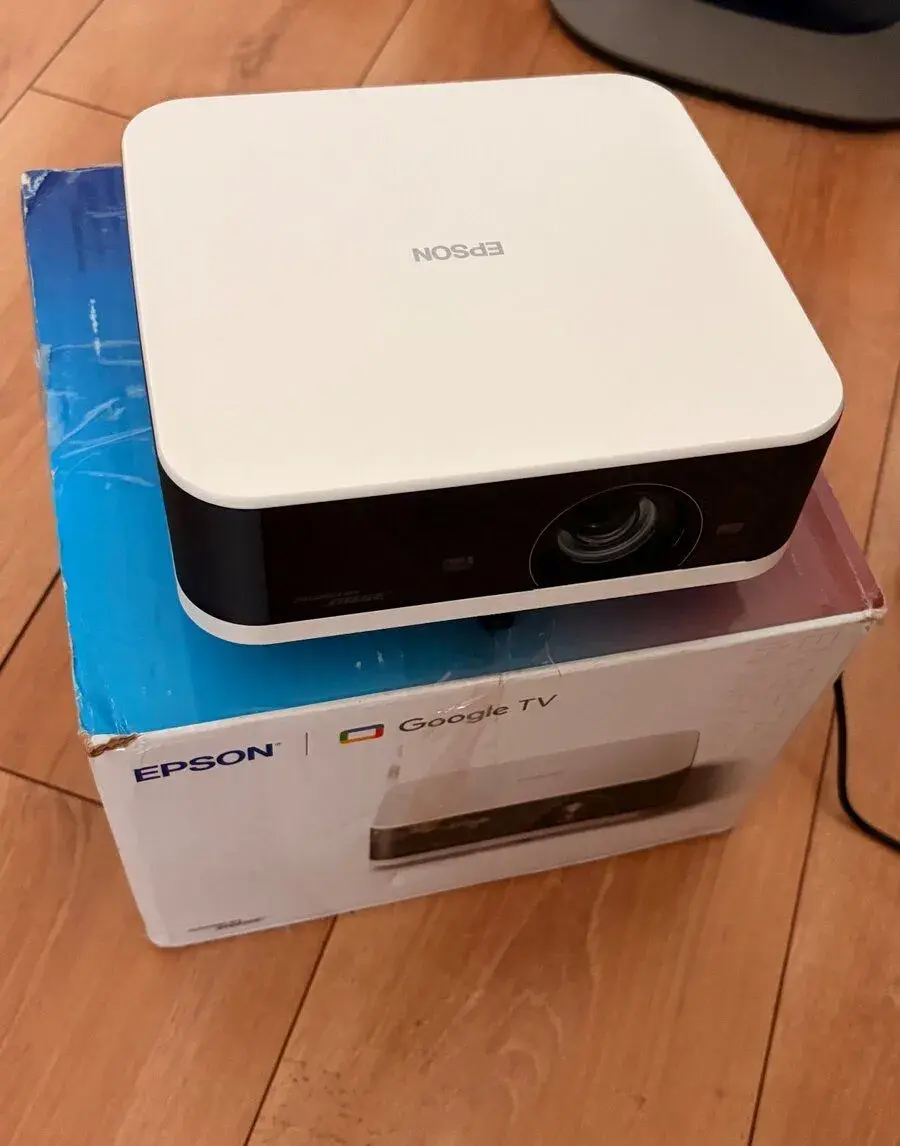 Epson EF-61W - nejde zvuk