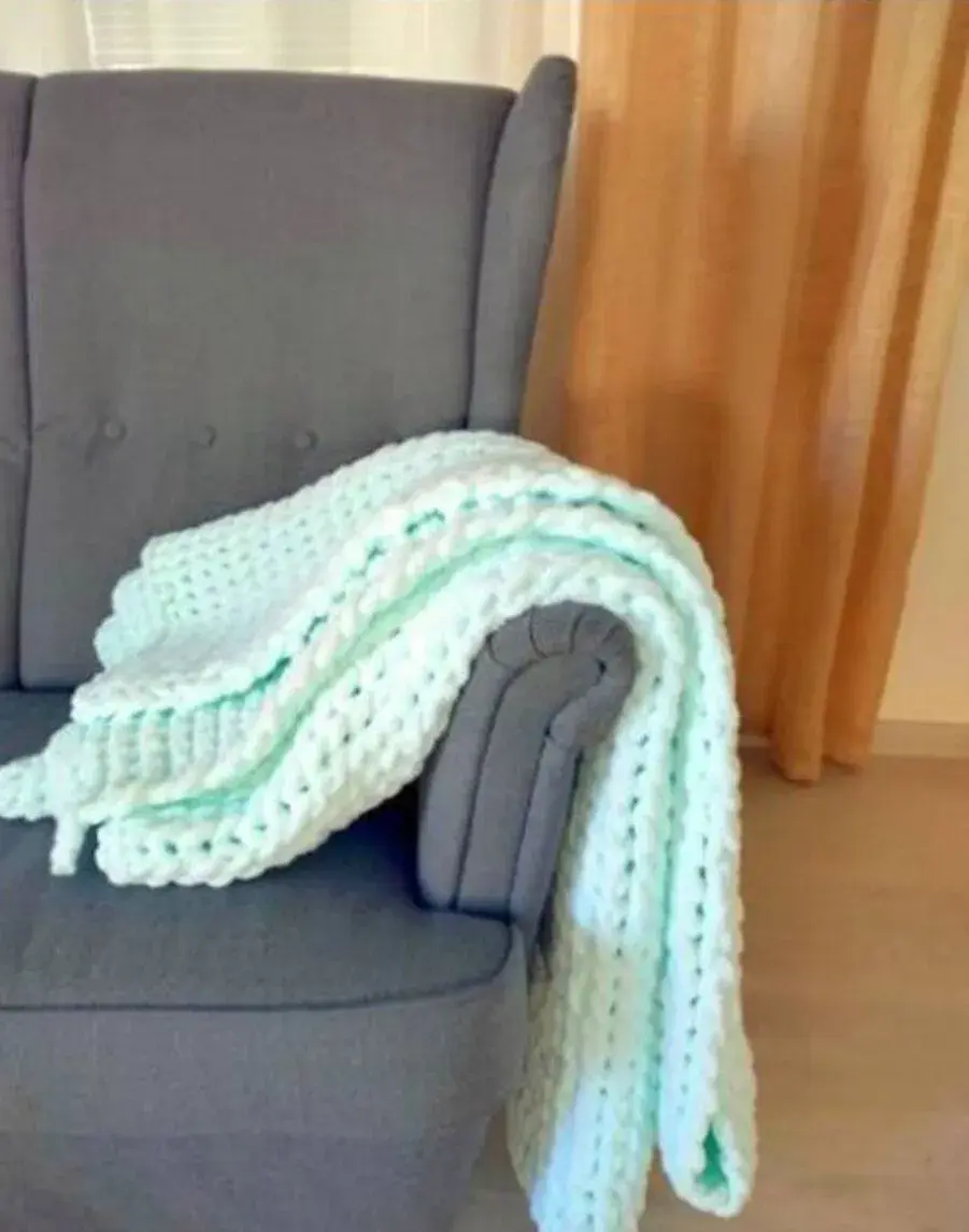 nova veľká pletena puffy deka mäta