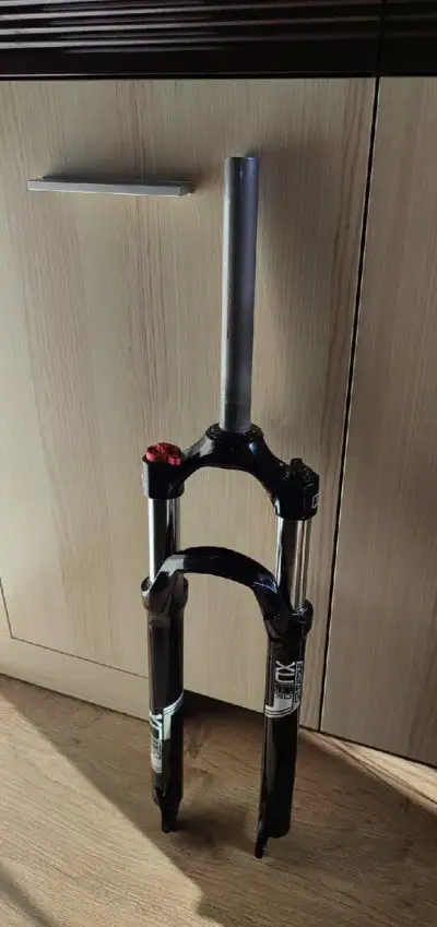 Novú odpruženú vidlu Suntour XCM 30