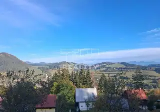 NA PREDAJ REKREAČNÁ CHATKA S KRÁSNYM VÝHĽADOM ŽILINA-VRANIE
