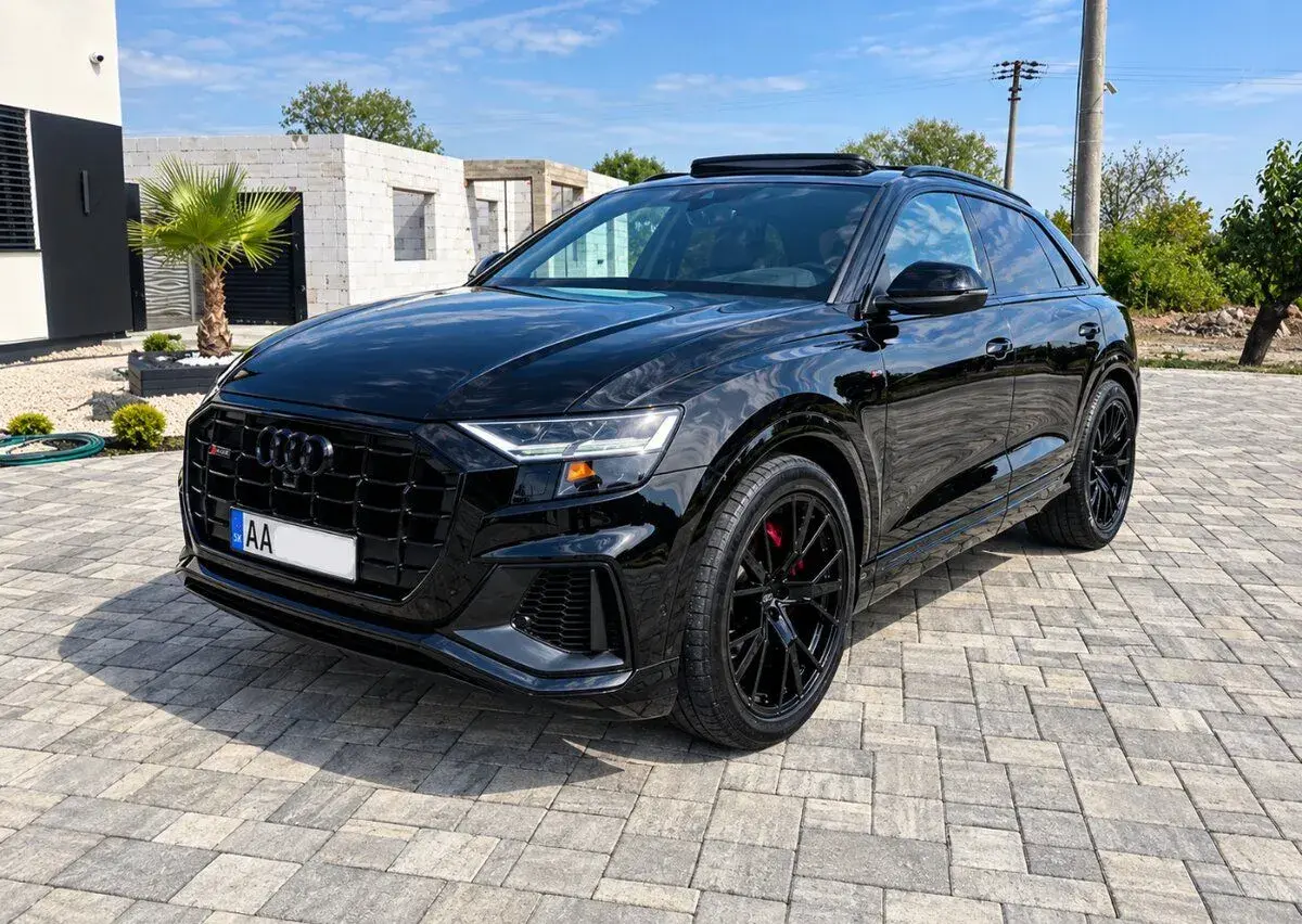 Audi q8 – 125 000 km