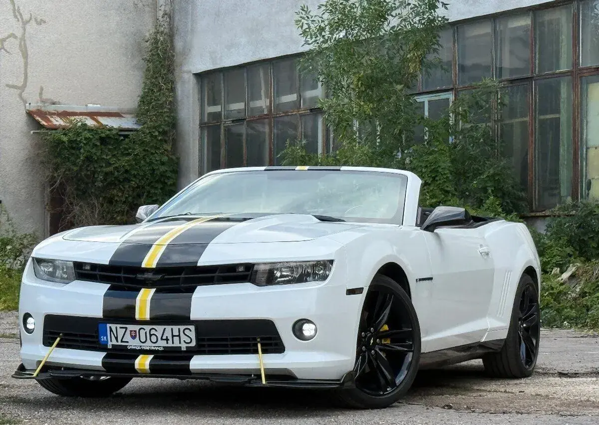 Chevrolet Camaro – 2015, 61 500 km