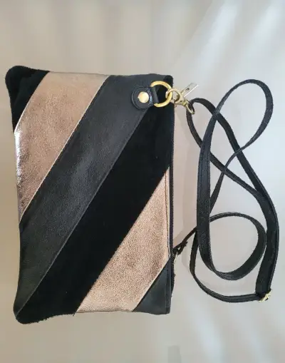 Dámska kožená kabelka, clutch