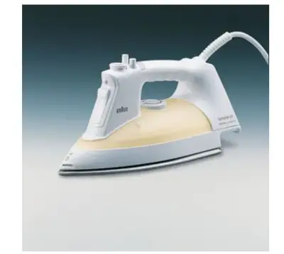 žehlička Braun OptiGlide-Jet PV 3102