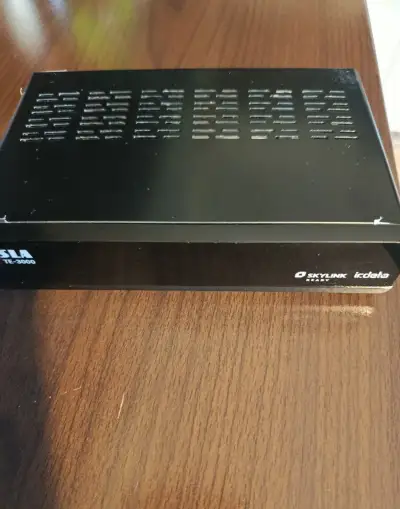 Satelitný prímač skylink ready TESLA TE-3000
