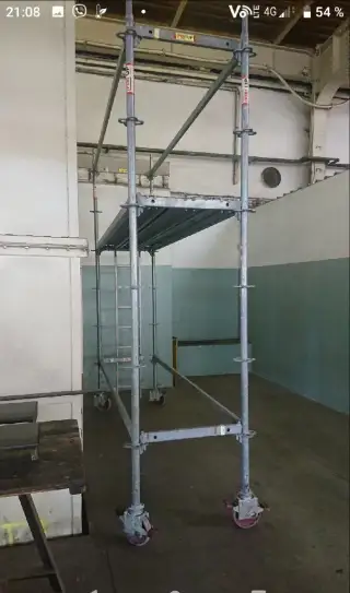 Klietku z lešenia PERI UP