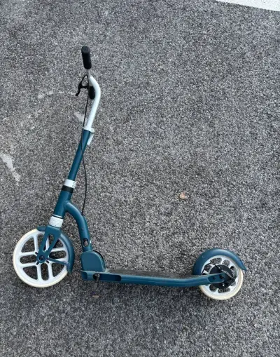 Mestská skladacia kolobežka Oxelo R500