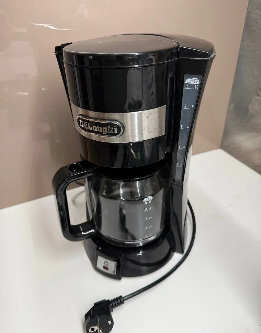Prekvapkávací kávovar DeLonghi