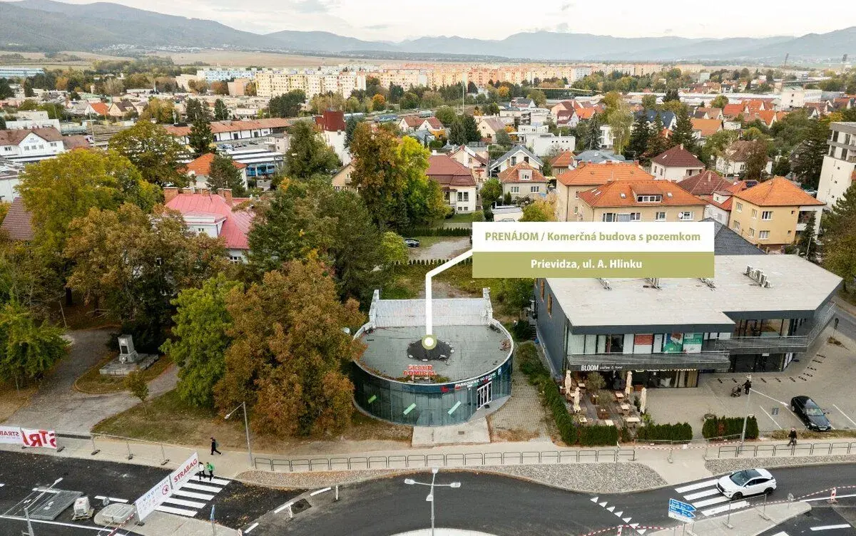 Prenájom komerčnej budovy s pozemkom v Prievidzi.