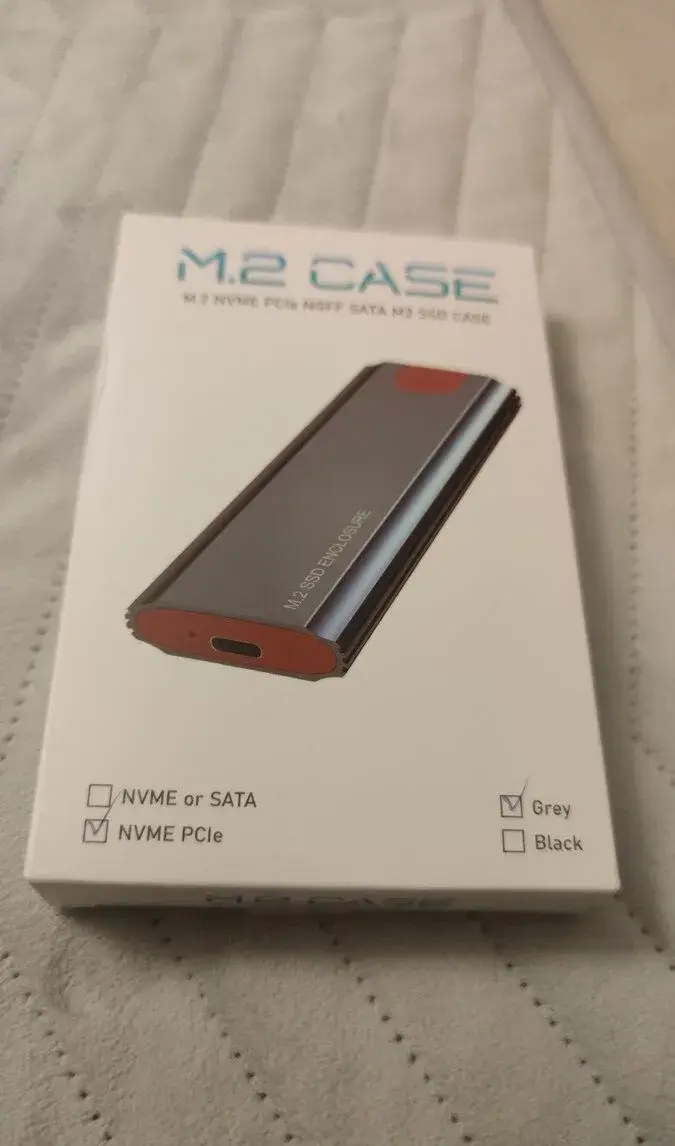 USB A/C ramcek na rychle NVMe SSD disky