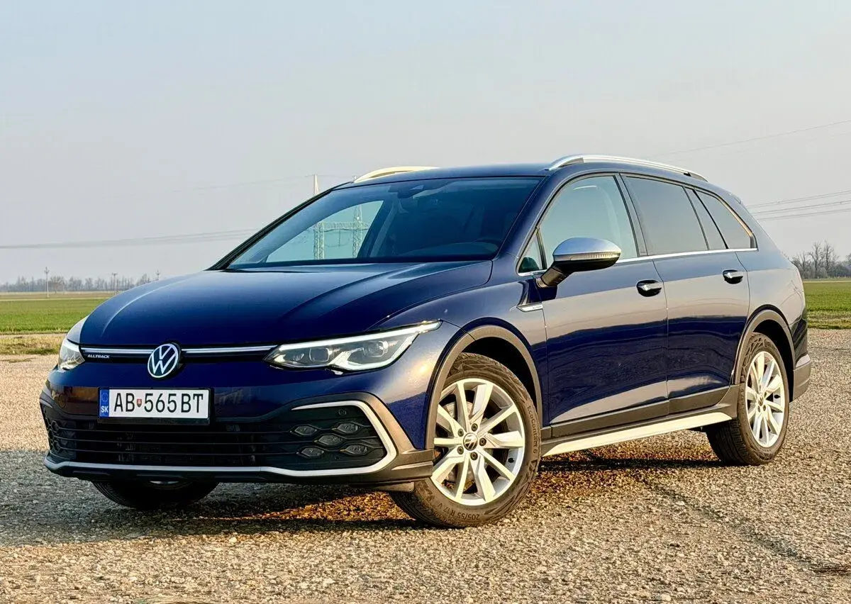 Volkswagen Golf – 2022, 166 000 km