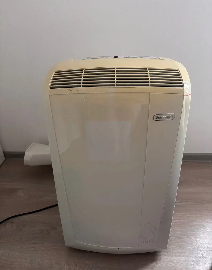 Mobilná klimatizácia DeLonghi PAC N81