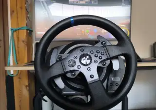 Thrustmaster T300 RS GT Edition + T3PA pedále – výborný stav