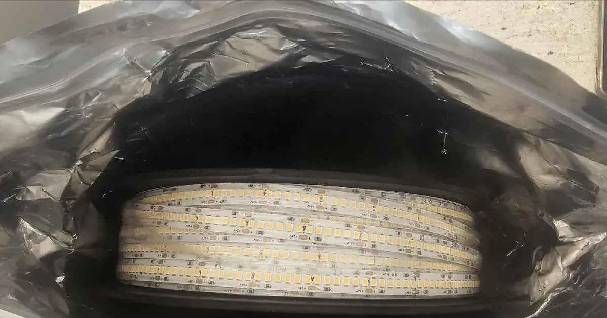 LED pasik 4000K /24V/19.2W /100 BM