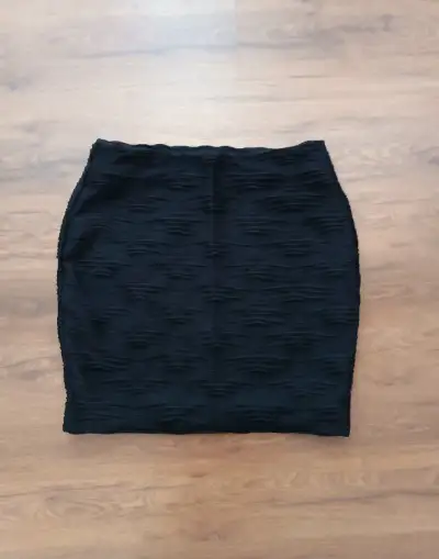 Čierna sukňa