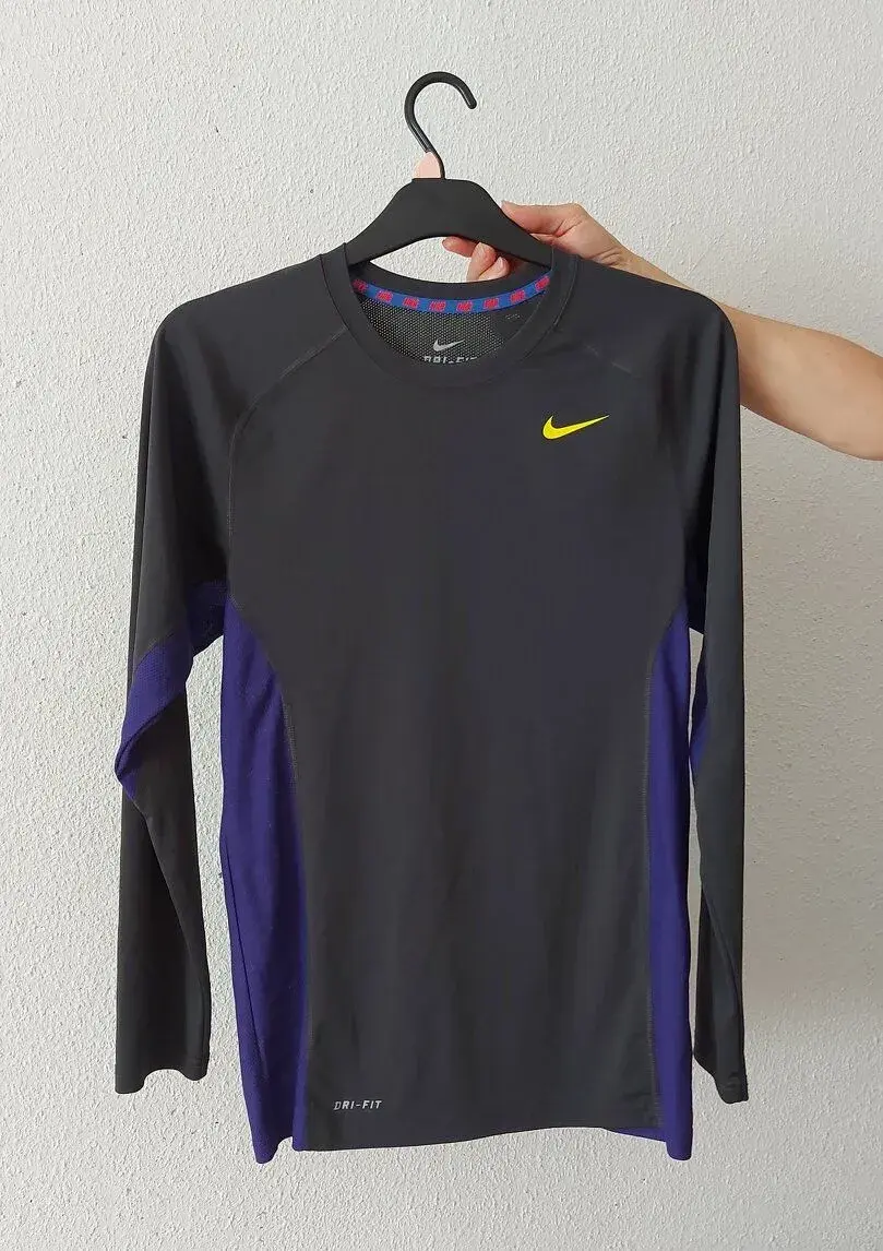 Nike Dri-Fit tričko s dlhým rukávom